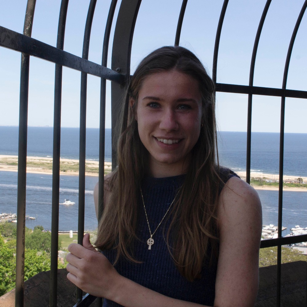 Meet your Posher, Casey